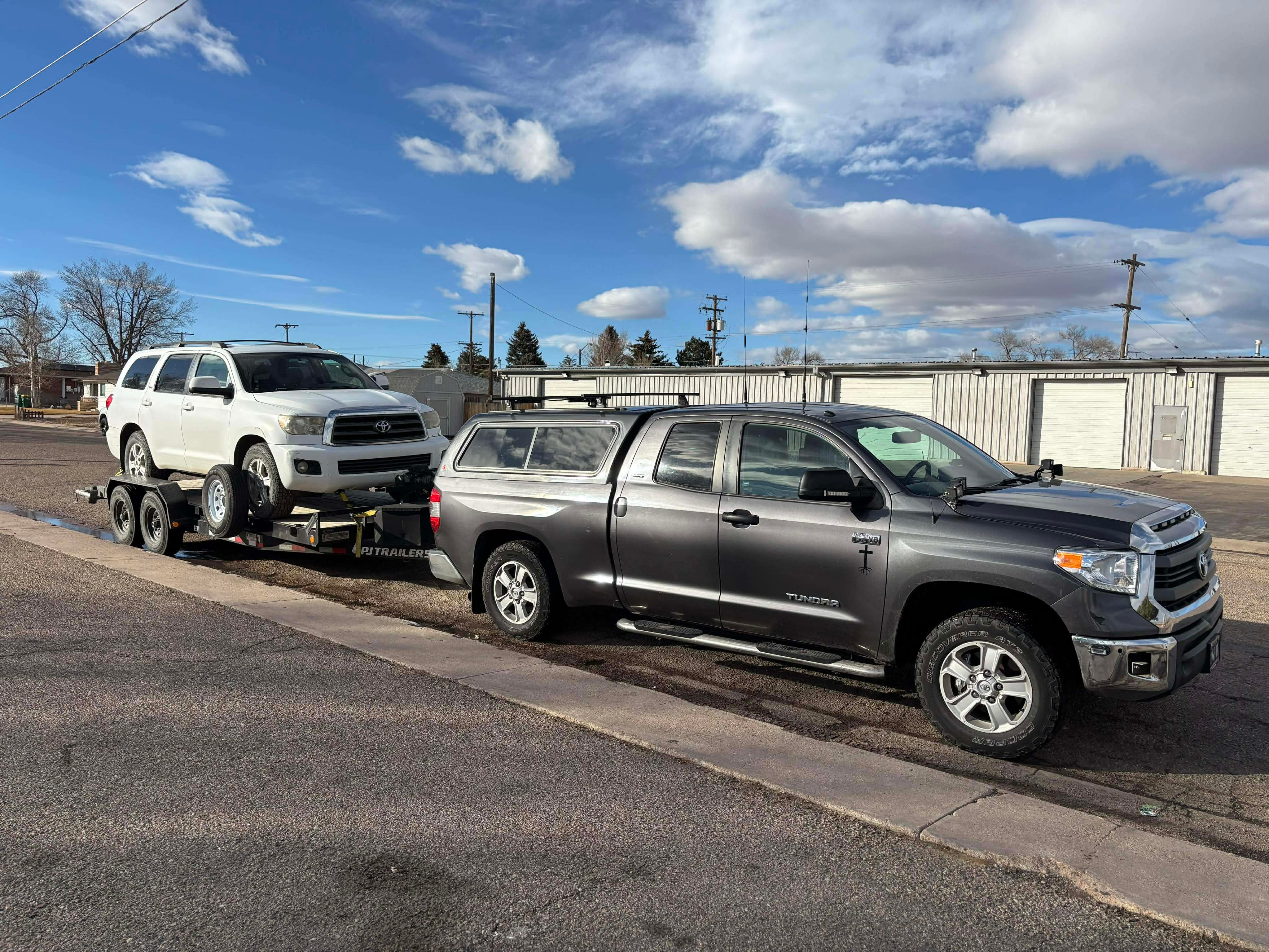 20ft Car Hauler Flatbed Trailer - photo 3 - Rocky Mountain Rental Services Fort Collins CO